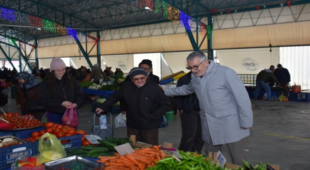 Başkan Bozkurttan vatandaşlara ‘Ramazan ziyareti