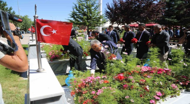 Başkan Büyükkılıç: “Çanakkale, bir vatan kalbinin attığı yerdir”