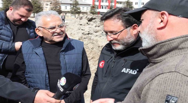 Başkan Büyükkılıç, Elbistan Kayseri Çarşısında incelemelerde bulundu