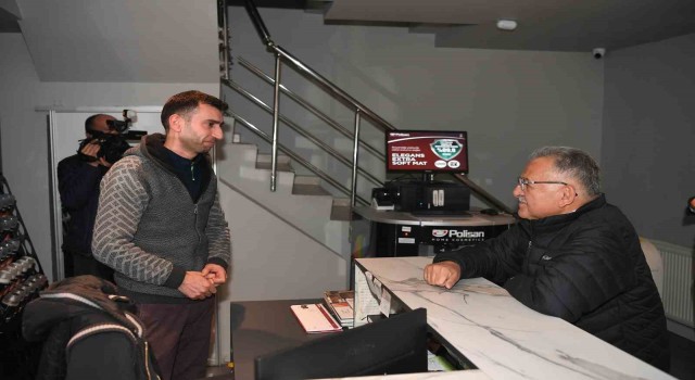 Başkan Büyükkılıç, Önce insan der, bağrımıza basarız