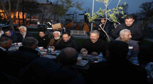Başkan Palancıoğlu, Adıyamanda depremzedelerle iftar sofrasında buluştu