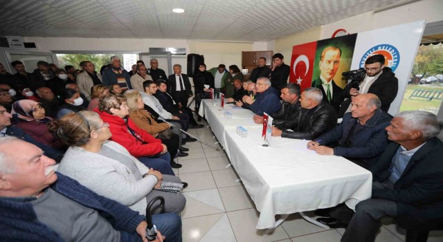 Başkan Tarhan, Mezitlideki hasarlı binalarla ilgili bilgilendirme yaptı