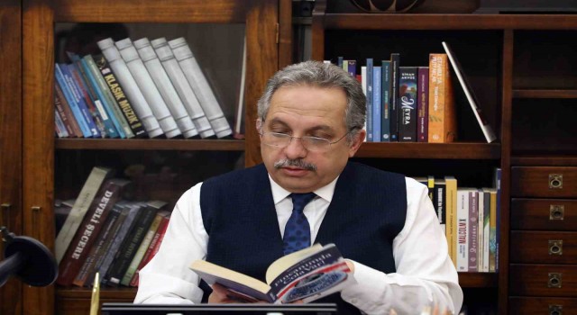 Başkan Yalçın: Kütüphaneler medeniyet inşasının basamaklarıdır