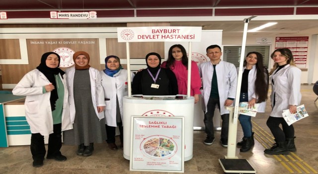 Bayburt Devlet Hastanesinde vatandaşlar obezite hakkında bilgilendirildi