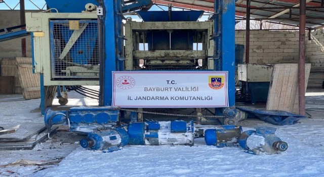 Bayburtta kamu kurumlarına ait malzemeleri çalan hırsızlık zanlısı tutuklandı