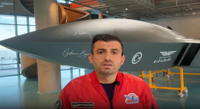 Baykardan sınava hazırlanan afetzede öğrencilere 10 bin tablet