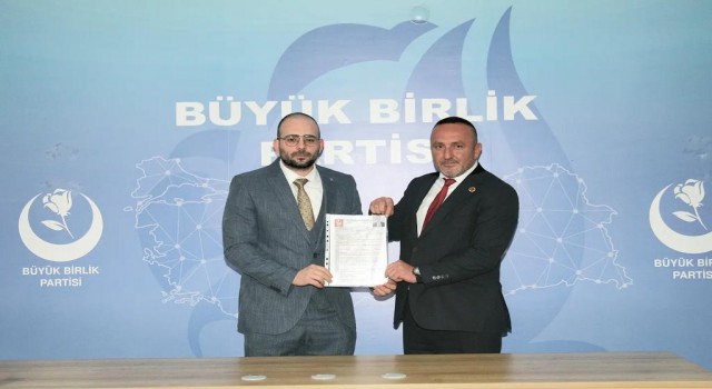 BBP Kartepe İlçe Başkan Yardımcısı istifa edip milletvekili aday adayı oldu