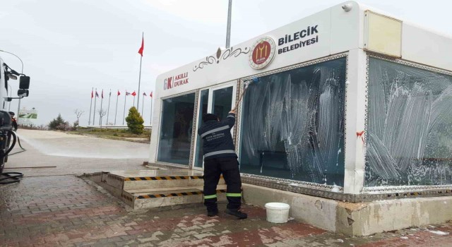 Belediye ekiplerince il genelinde temizlik çalışmaları yapıldı