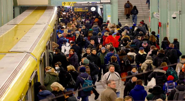 Berlinde şehir içi ulaşım grevden etkilenmedi