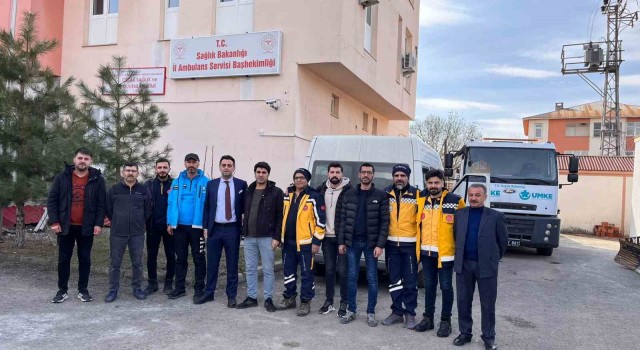 Bingölden deprem bölgelerine sağlıkçılar gönderildi