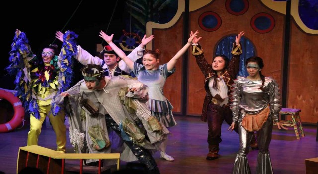 Bodrum Şehir Tiyatrosu, Dünya Tiyatrolar Gününde perdelerini açtı