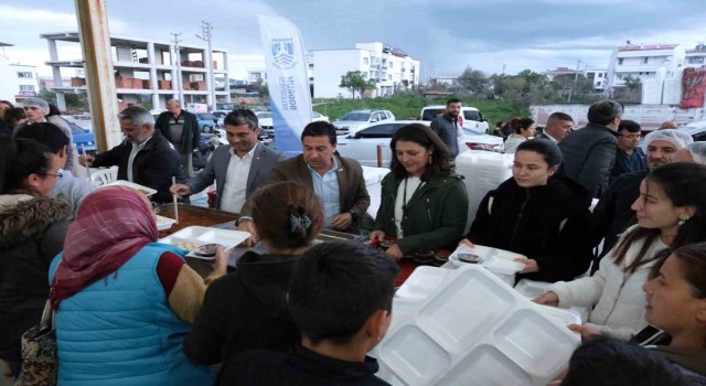 Bodrumda yüzlerce kişi iftarda buluştu