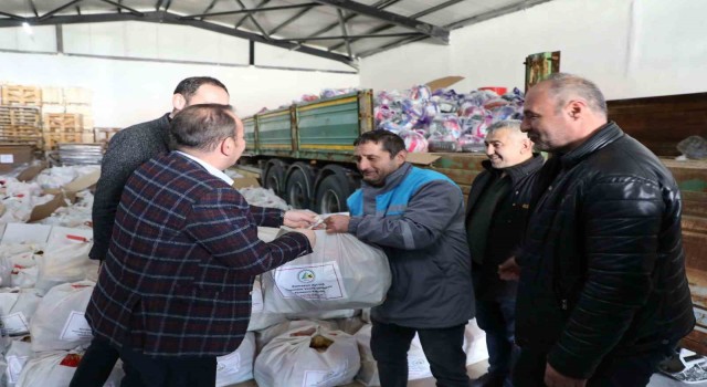 Bolu Belediyesinden personeline Ramazan kolisi