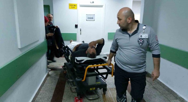 Boşanma aşamasındaki çiftin yakınları arasında kavga: 2 yaralı