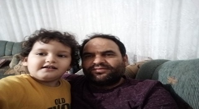 Boşanma aşamasındaki eşinin götürdüğü oğlunu geri istiyor