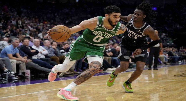 Boston Celtics, Sacramento Kingsi yenerek konferans ikinciliğini sürdürdü