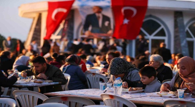 Bucada ilk iftar sofrası Mevlana Tesislerinde kuruldu