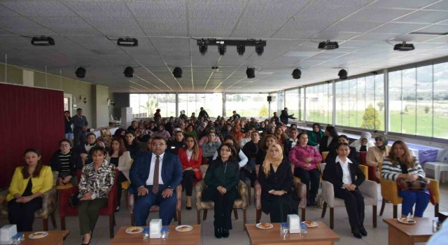 Buharkentte kadın sağlığına dikkat çekildi