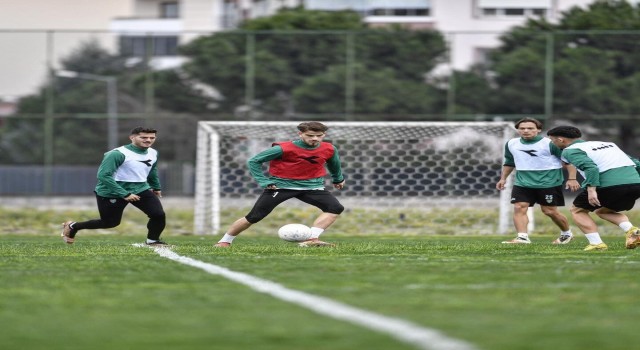 Bursaspor dar alanda çift kale maçlar yaptı