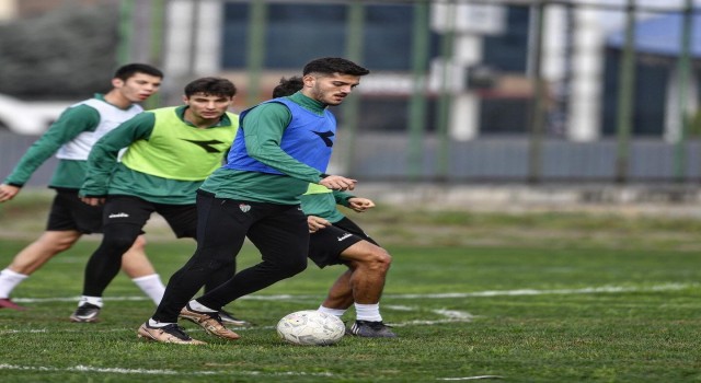 Bursasporda Esenler Erokspor maçı hazırlıkları başladı