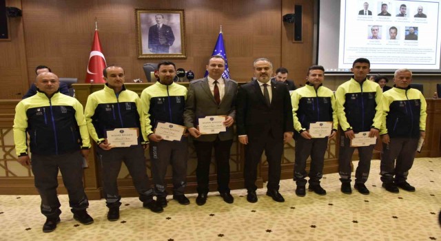 BUSKİnin sudaki kayıp kaçakla mücadelesi tam not aldı