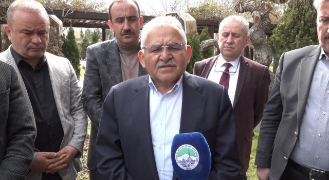 Büyükkılıç: “Değerli büyüğümüz Hacı İzzet Bayraktara Allahtan rahmet diliyoruz”
