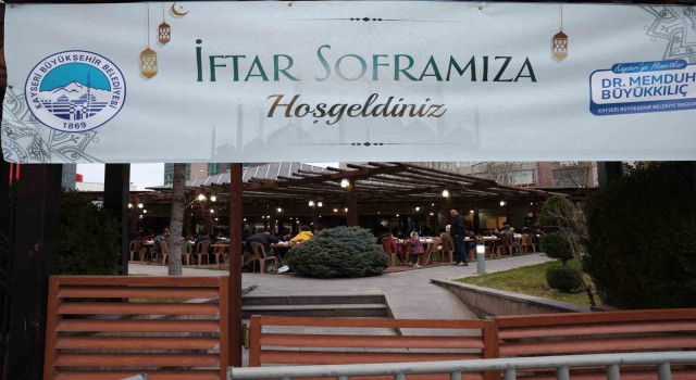 Büyükkılıç: Hem Kayseride hem de Kahramanmaraşta iftar sofralarımıza buluşuyoruz