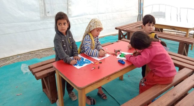 Büyükşehir Diyarbakırda depremzede çocukların sevinci oldu