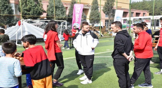 Büyükşehir Spor A.Ş.den depremzede çocuklara ‘spor terapisi