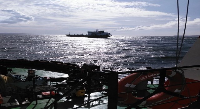 Çanakkale Boğazında tanker makine arızası yaptı