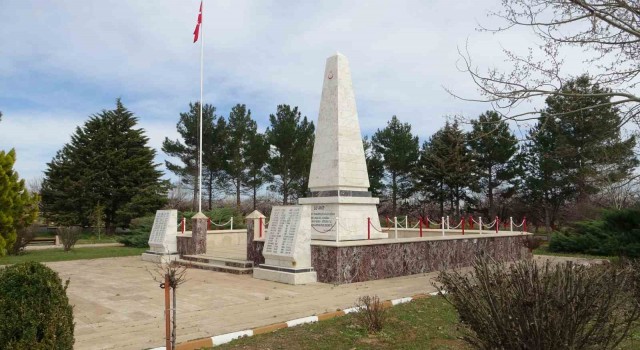 CASA Şehitlik Anıtı depremde dimdik ayakta kaldı