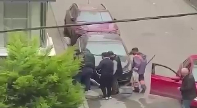 Çekmeköyde oyuncak silahla 130 bin TLlik banka soygunu