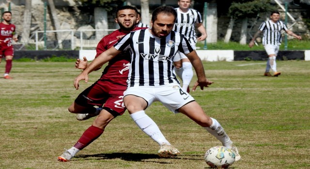 Çeşme Belediyespor, Kartalsporu 2-1 yendi