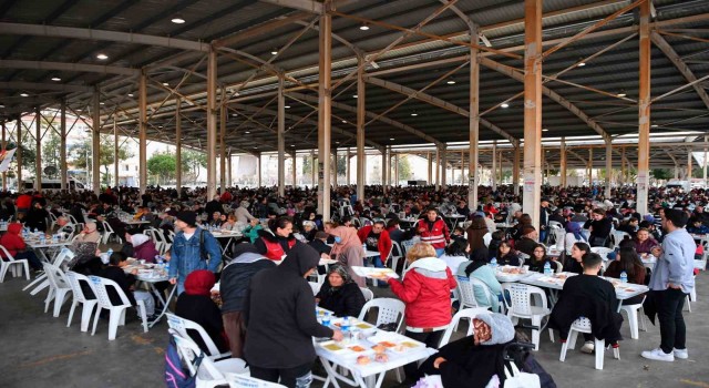 Dayanışma ve hüzün aynı sofrada