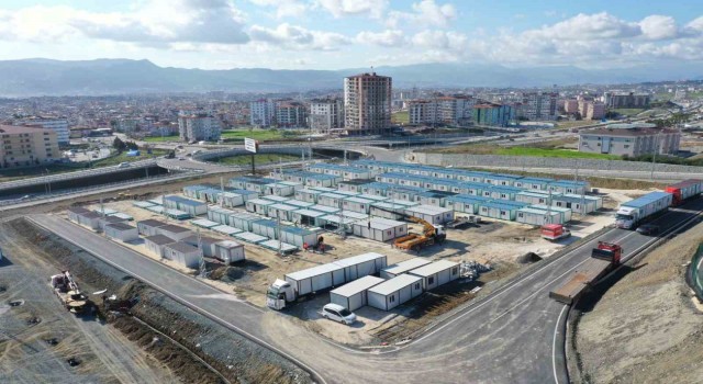 Defnede inşa edilen konteyner kentte bin 200 depremzede barınacak