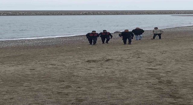 Denizdeki mayın sanılan cisim çöp poşeti çıktı