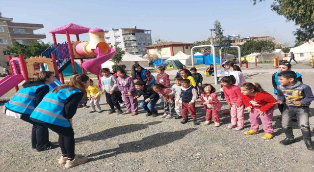 Denizli Büyükşehir depremin yaralarını sarmaya devam ediyor