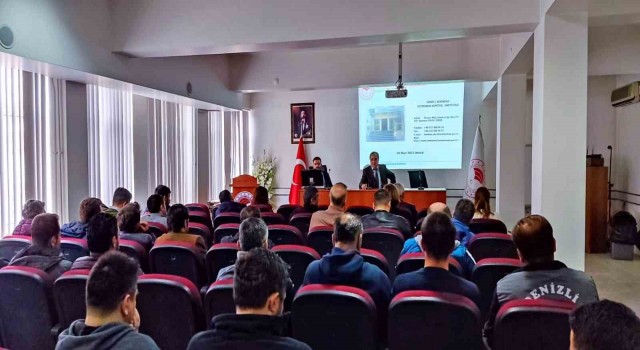 Denizlide bulaşıcı hastalıklarla mücadele konusunda eğitim yapıldı