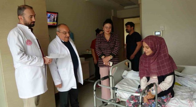 Deprem bölgesinden Siirte getirilen yaralılar tedavi ediliyor