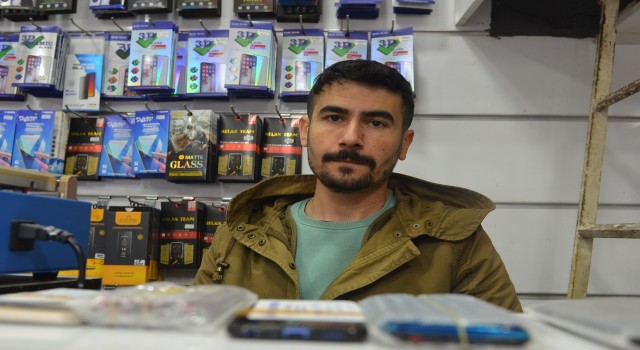 Deprem sonrası telefon tamirleri arttı