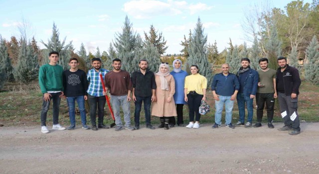 Depremde hayatını kaybeden sağlıkçılar adına meslektaşları hatıra ormanı oluşturdu