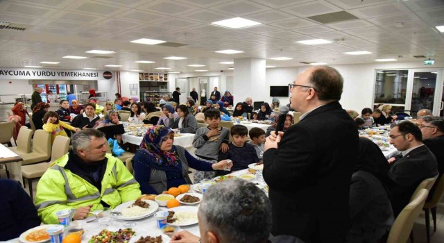 Depremzede ailelerle iftarda buluşuldu