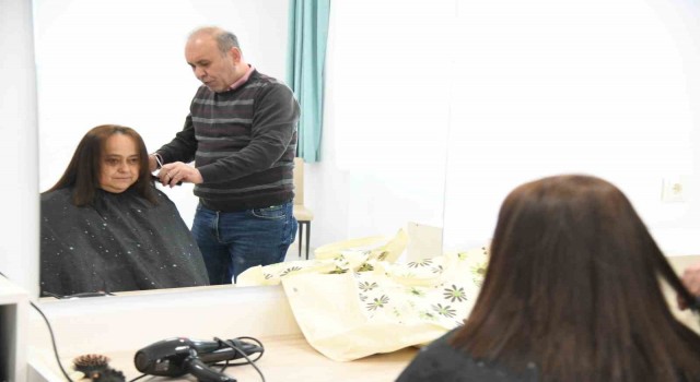 Depremzedelere Mamak Belediyesinden kuaför hizmeti