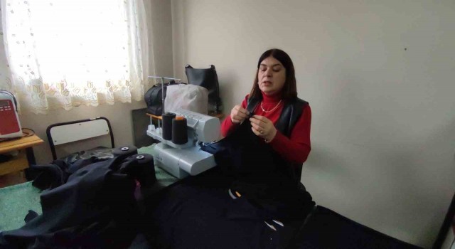 Depremzeler için Bartınlı annneler fanila ve iç çamaşırı dikiyor