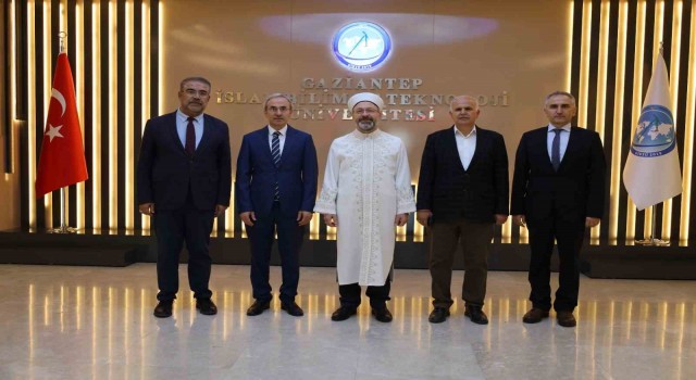 Diyanet İşleri Başkanı Erbaş, Rektör Demire hayırlı olsun ziyareti