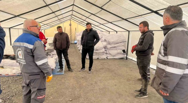 Döşemealtı Belediyesi Gaziantepe çadır kent kuruyor
