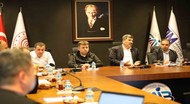 Dünyanın halısını Gaziantep üretiyor