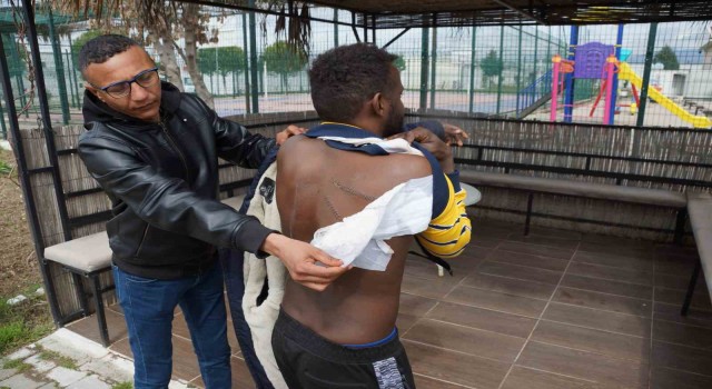 Düzensiz göçmen Isaak: “‘La ilahe illallah deme diyerek beni sırtımdan bıçakladılar”