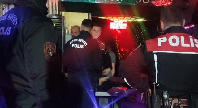 Edremitte polisin genel asayiş uygulamasında aranan 5 kişi yakalandı