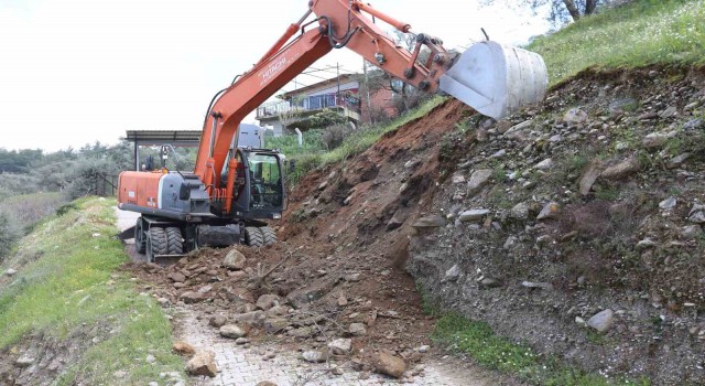 Efelerden heyelan riskine anında müdahale